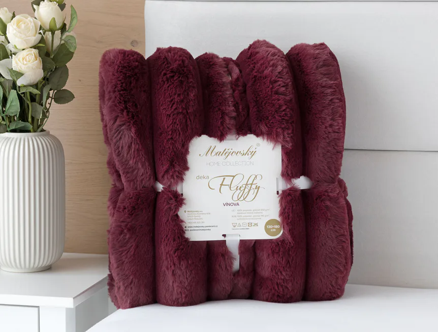 Deka Fluffy vínová