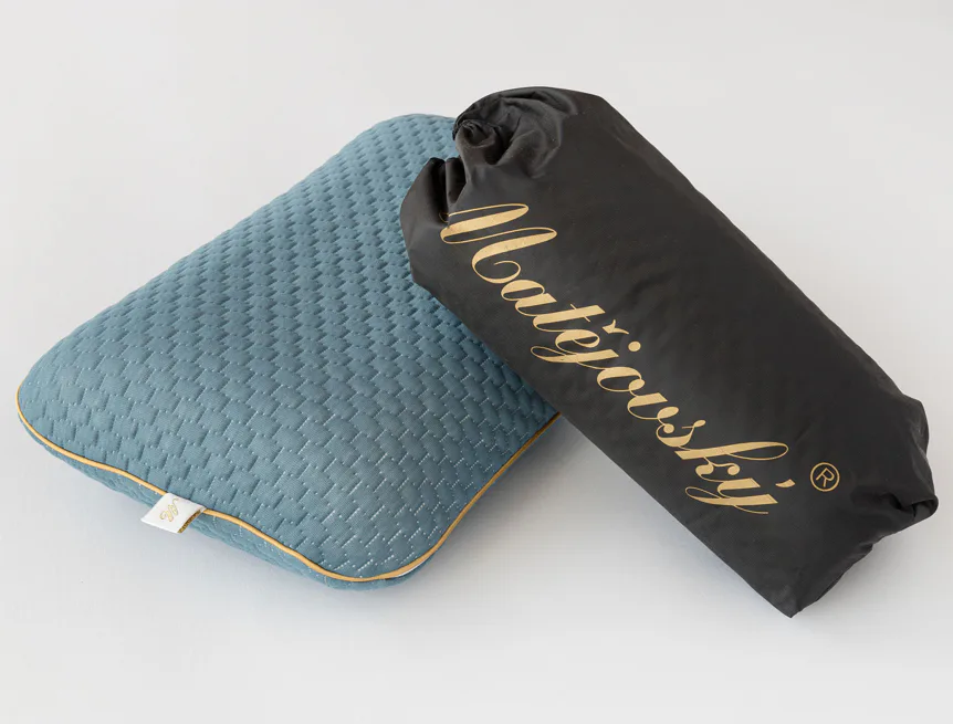Travel anatomic teal